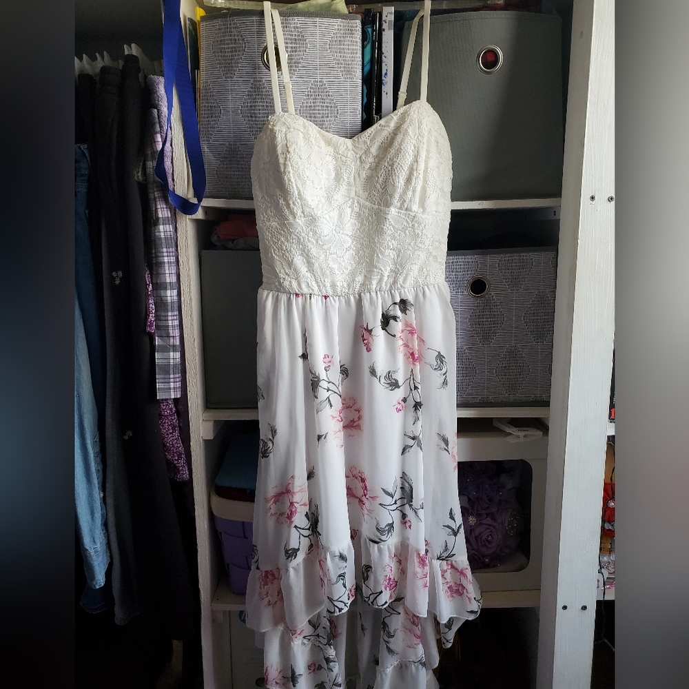 White top pink floral dress